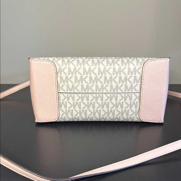 Michael Kors Pink and Cream Satchel with Gold Hardware - Picture 5 of 6